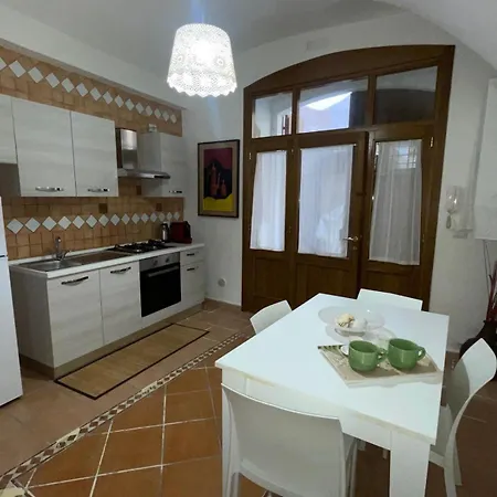 Guesthost - Buenacasa Apartamento *